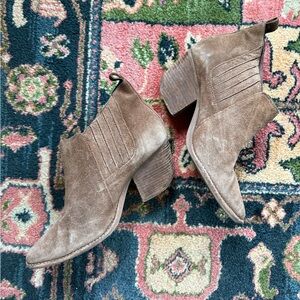Free people Matisse Raw suede Leather Cowboy Western Ankle Boots Sz 9